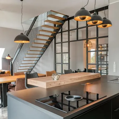 One Moment Boardinghouse -