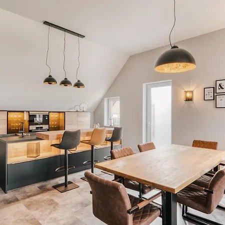 Homestay One Moment Boardinghouse - Porta Westfalica