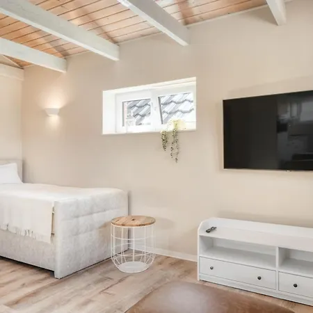Homestay One Moment Boardinghouse - Porta Westfalica