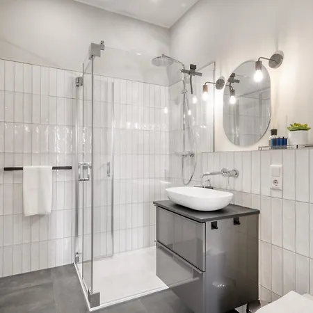 Homestay One Moment Boardinghouse - Porta Westfalica