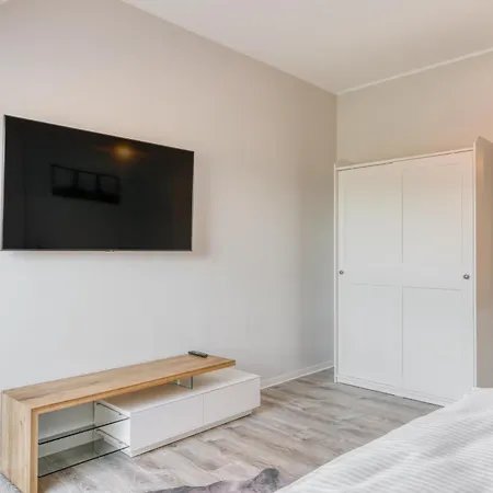 One Moment Boardinghouse - בית אירוח *