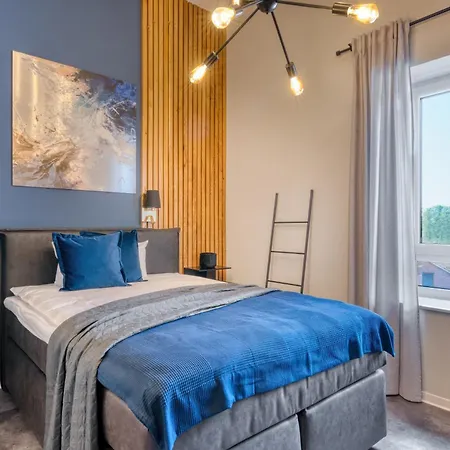 One Moment Boardinghouse - *