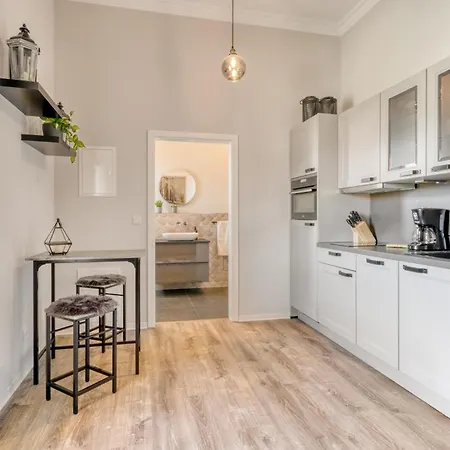 One Moment Boardinghouse - בית אירוח