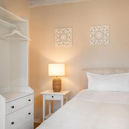 בית אירוח One Moment Boardinghouse -