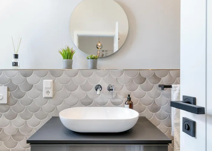 One Moment Boardinghouse -