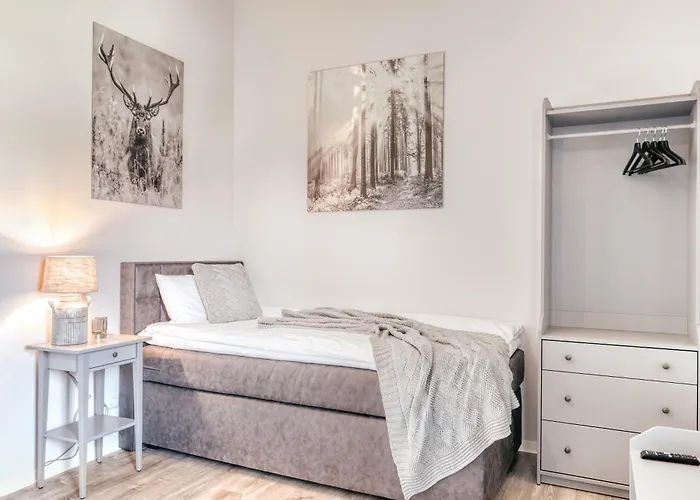 One Moment Boardinghouse -